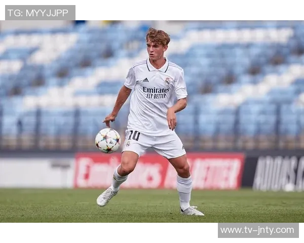 阿斯:卡斯蒂亚赛季初期表现不佳仅得6分阿韦洛亚需加紧修复球队问题 阿斯:卡斯蒂亚赛季初期表现不佳仅得6分阿韦洛亚需加紧修复球队问题