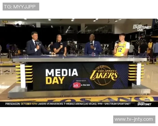 拉拉维亚回忆首次接詹姆斯传球时刻感慨从小就是他的忠实球迷