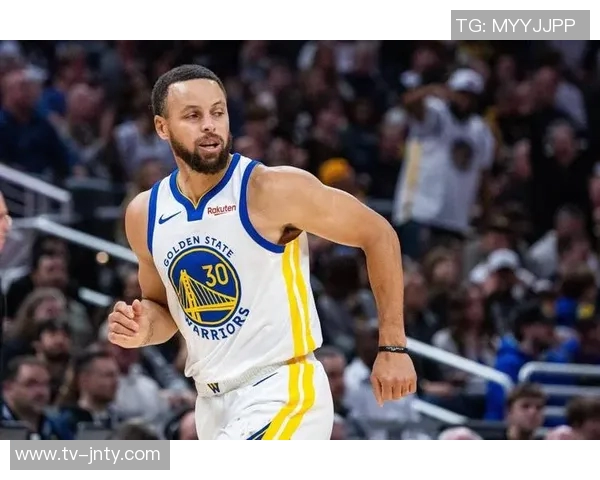 湾区媒体探讨库里出战场次对勇士西部前四的影响分析 湾区媒体探讨库里出战场次对勇士西部前四的影响分析