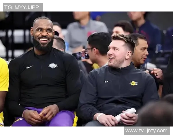 东契奇盛赞詹姆斯合作愉快认为其对湖人当下胜利至关重要